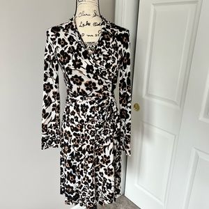 DVF wrap dress- like new!